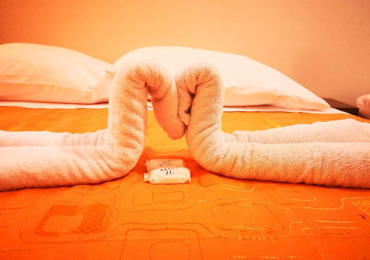 Hostal Pachacuteq Inn クスコ エクステリア 写真