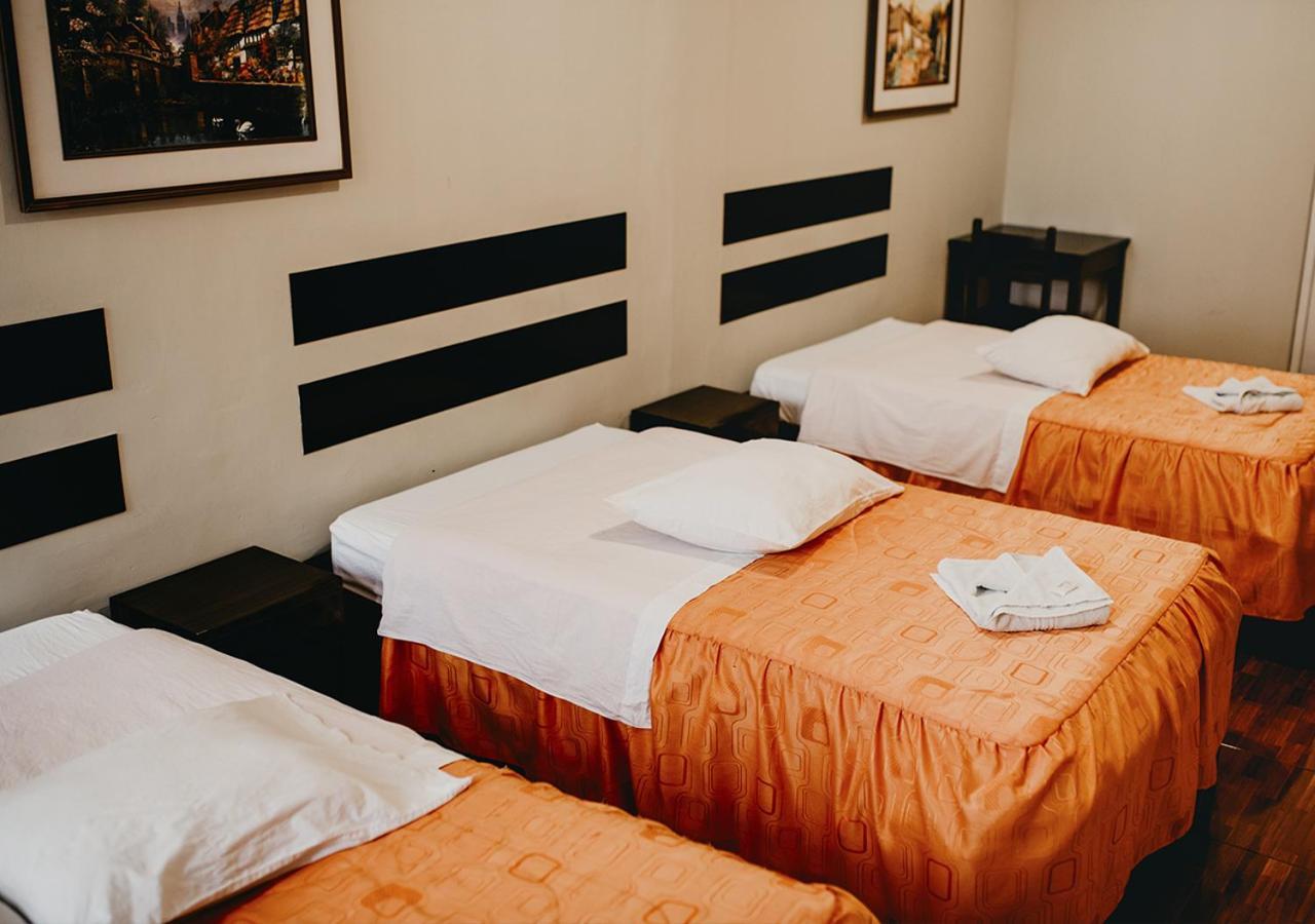 Hostal Pachacuteq Inn クスコ エクステリア 写真